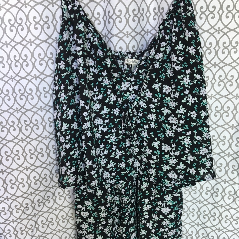 ❌SOLD!❌SOLD!❌Floral romper